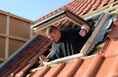 Pose de fenêtres de toit Velux à Mahalon